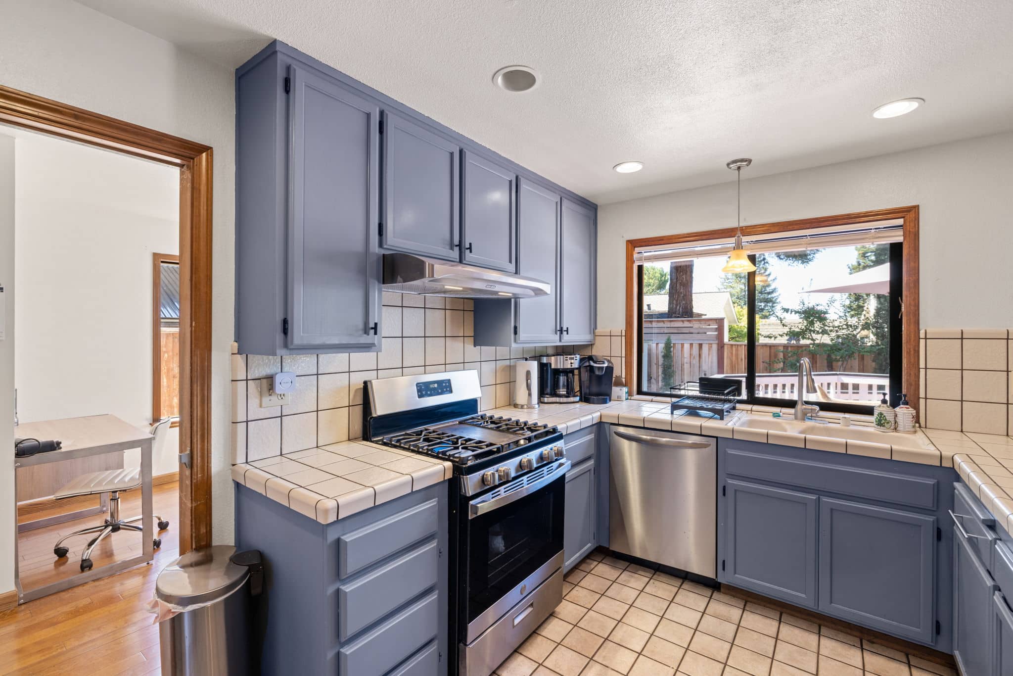 25-web-or-mls-_MG_0128 Santa Rosa, CAHome $875K – Business $160K