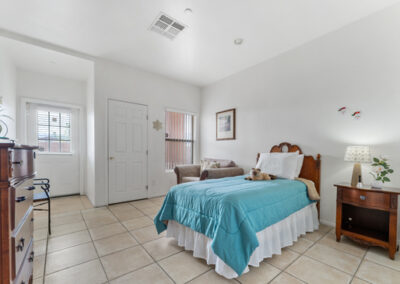 SOLD – Cathedral City 12-Bed For SALE