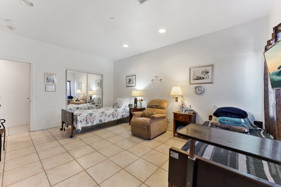 SOLD – Cathedral City 12-Bed For SALE