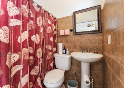 Estrella 6-Bed For LEASE
